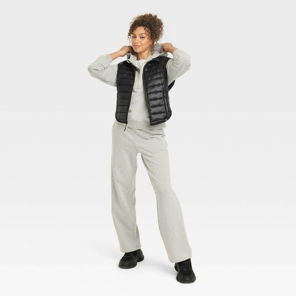 JoyLab - Women's Zipper Quilted Relaxed Puffer Vest Poplin  Black - Picture 3 of 3